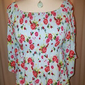 No Boundaries powder blue drop shoulder top XL